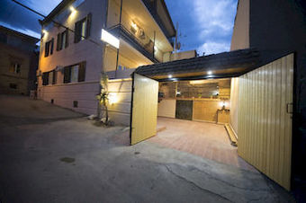 Hotel Log Inn