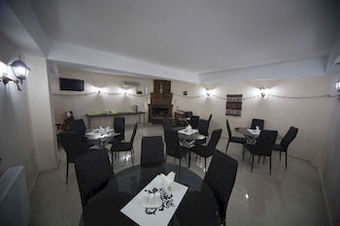 Hotel Log Inn