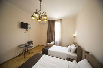Hotel Log Inn