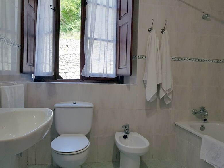 Apartamentos Rurales La Escuela
