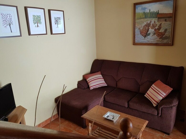 Apartamentos Rurales La Escuela