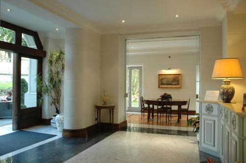 Hotel Flora