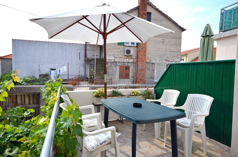 Apartments Vlade
