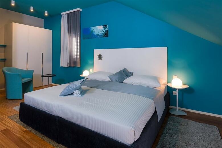 Apartments And Rooms Azzurra