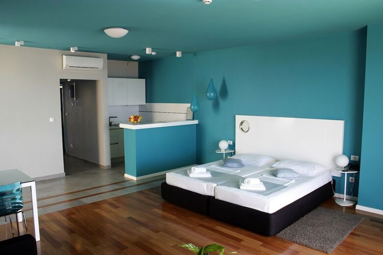Apartments And Rooms Azzurra