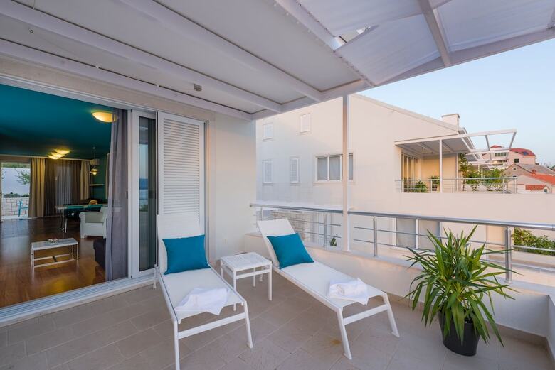 Apartments And Rooms Azzurra