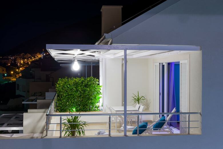 Apartments And Rooms Azzurra