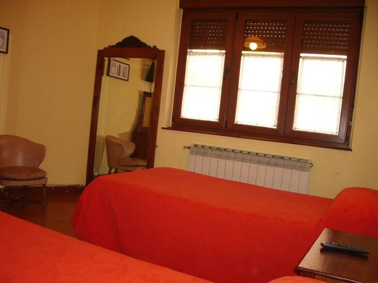 Hostal Hospedaje Senda Del Huerna