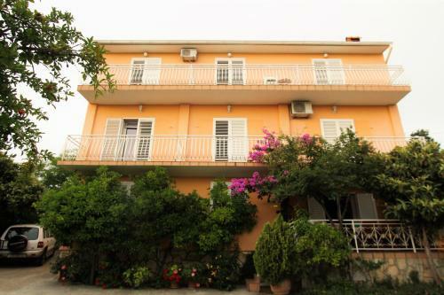 Apartments Nado