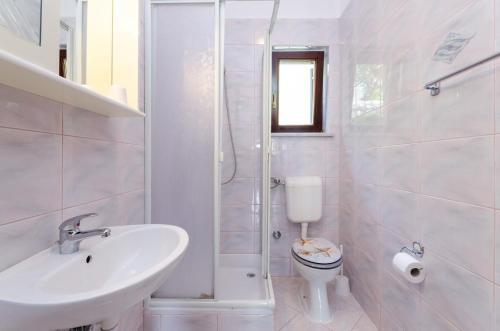 Apartment In Dramalj 14097