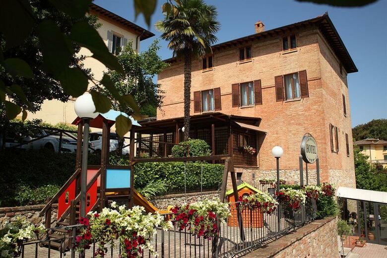 Hotel Arcobaleno