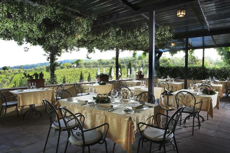 Hotel Relais Vignale
