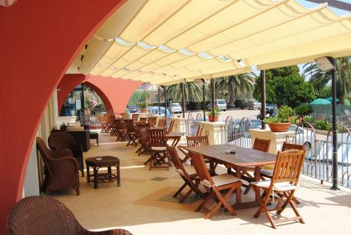 Hotel Relax