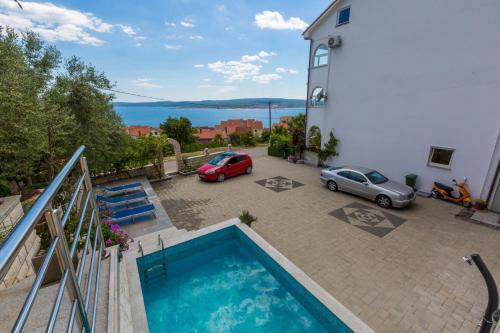 Three-bedroom Apartment In Crikvenica XI