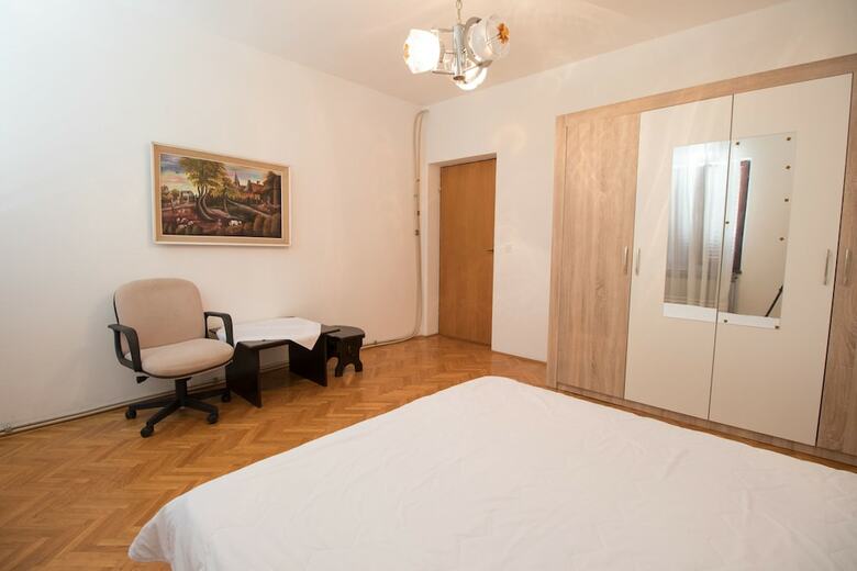 Apartments Josip