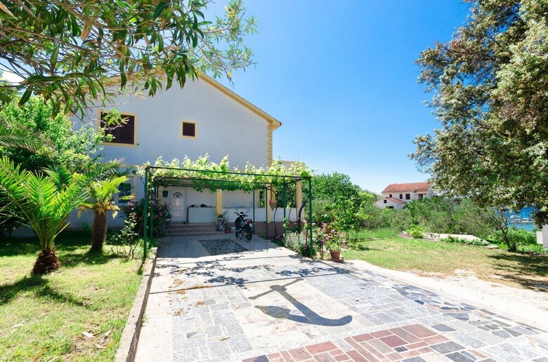 Apartments Zorka
