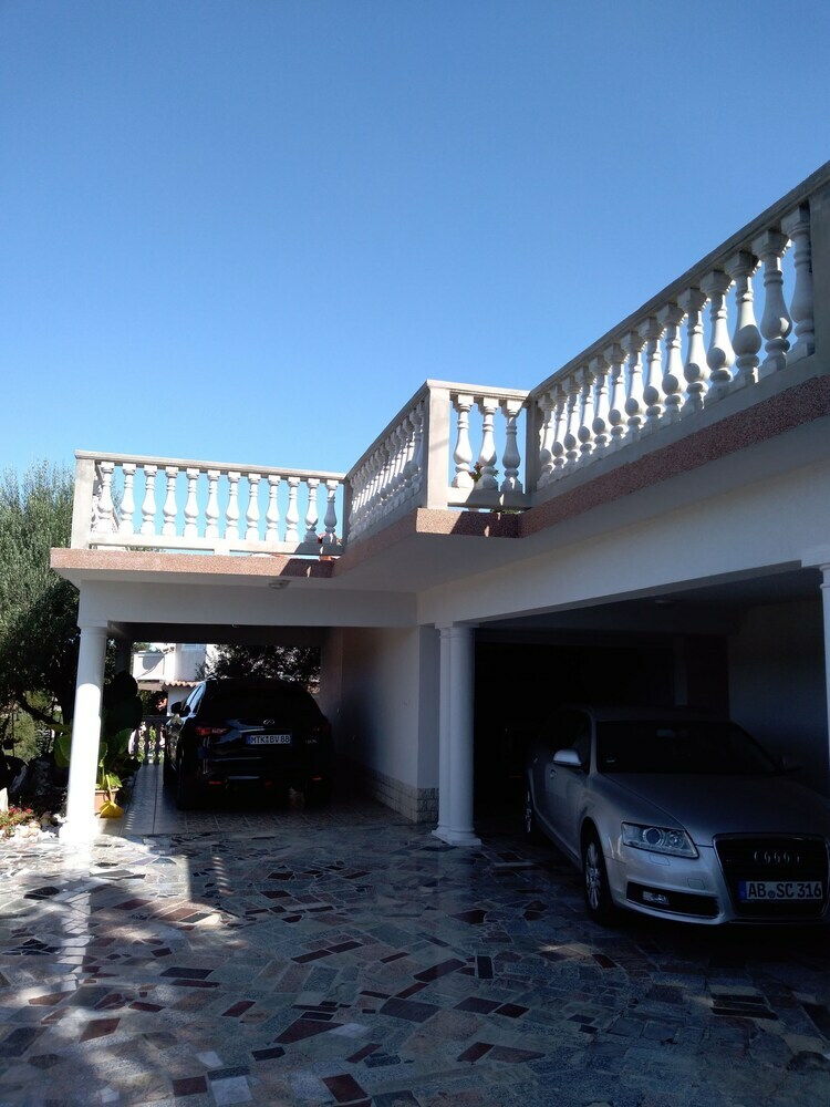 Apartments Ljubica
