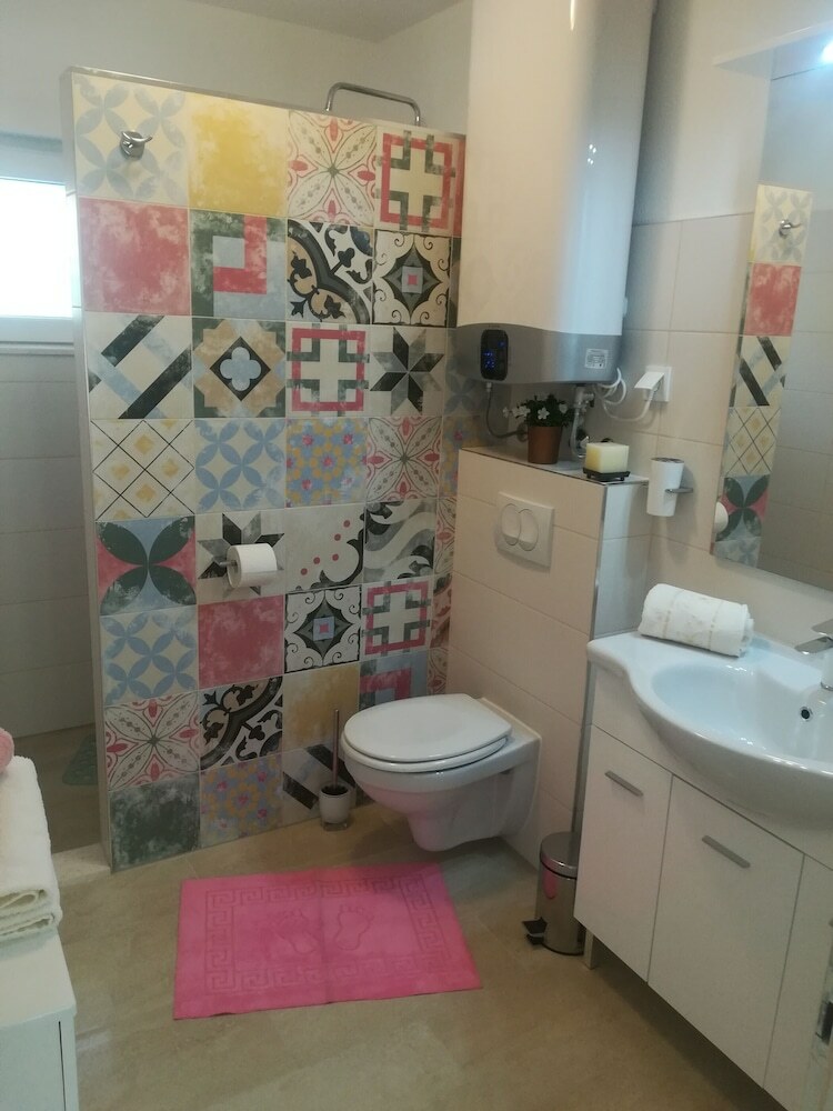 Apartments Zvonimir