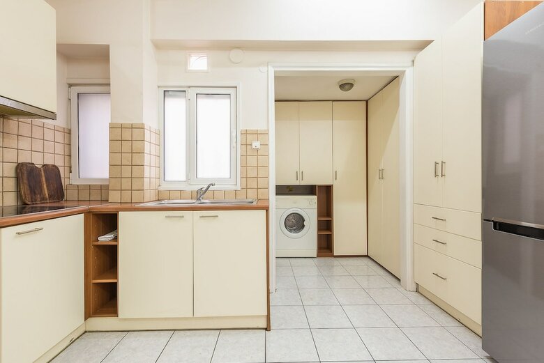 Victoria Apartment