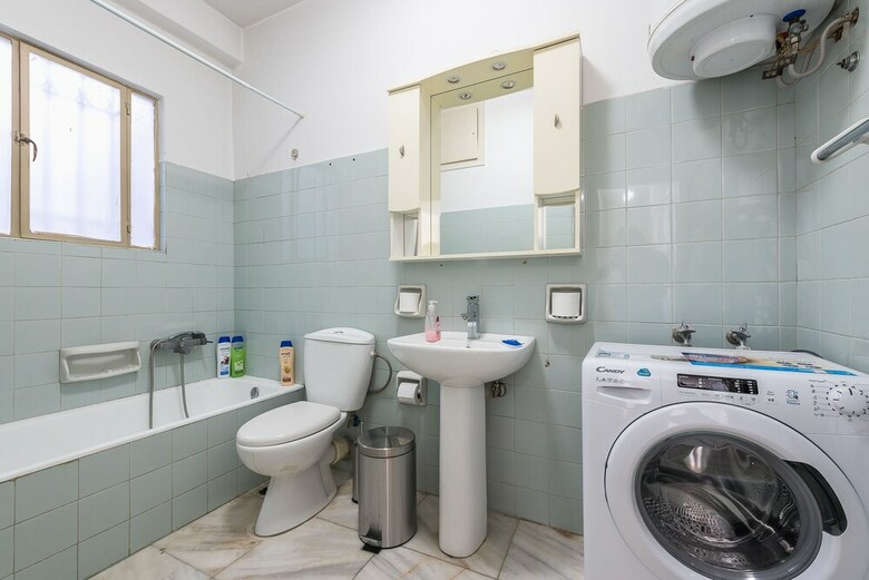 Victoria Apartment