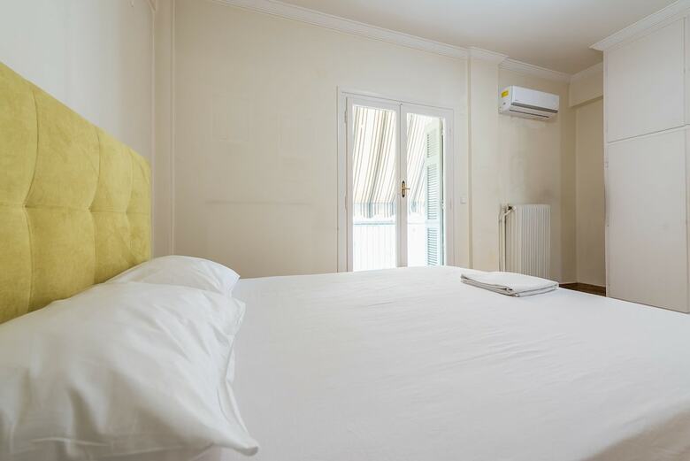 Victoria Apartment