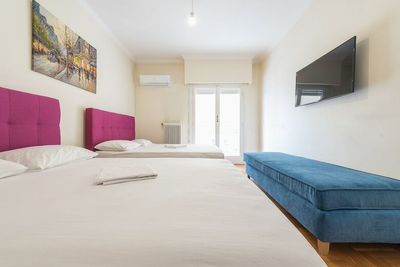 Victoria Apartment