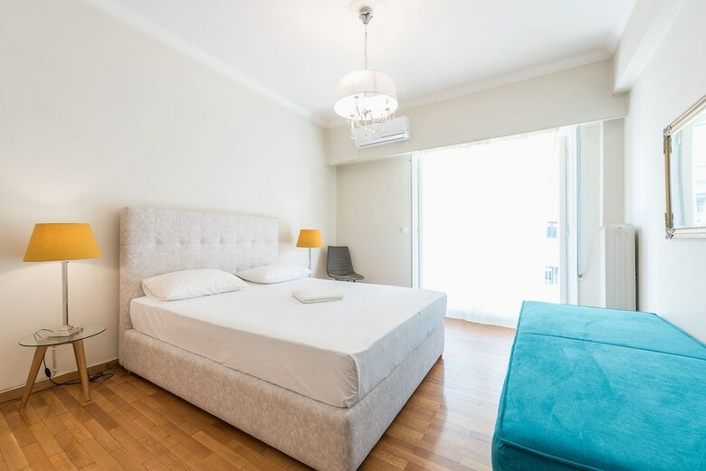 Victoria Apartment