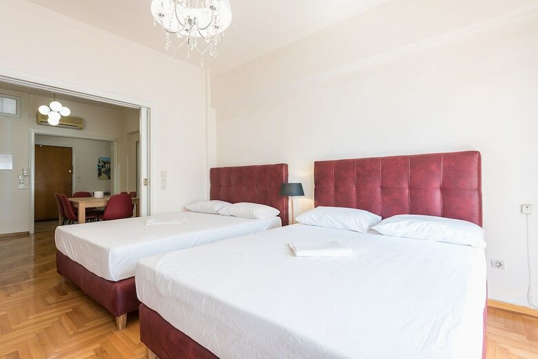 Victoria Apartment