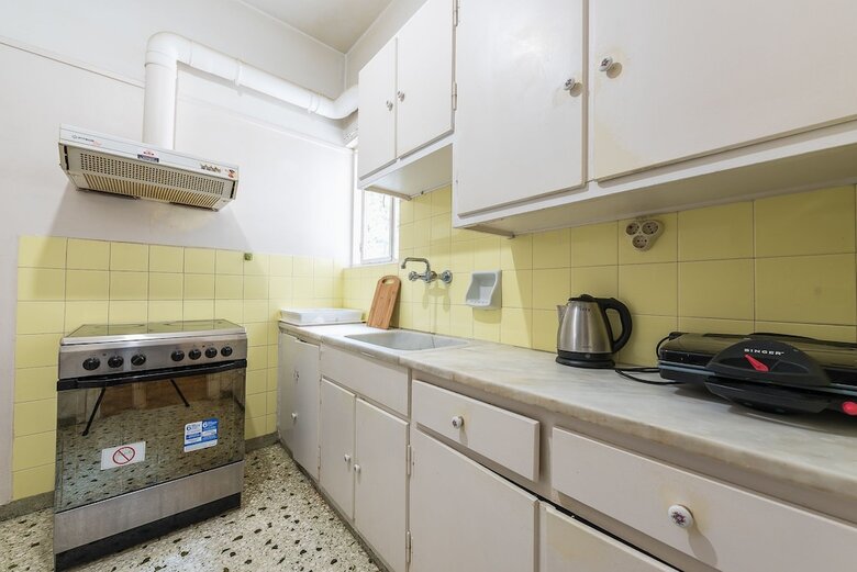 Victoria Apartment