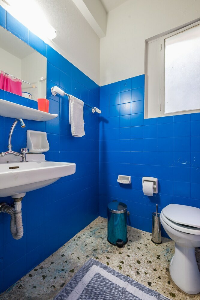 Victoria Apartment