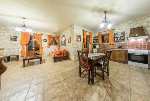 Parys Villas