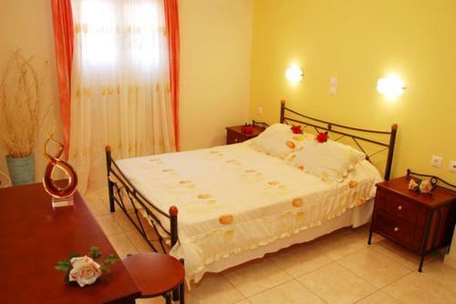 Tsiolis Studios & Apartments