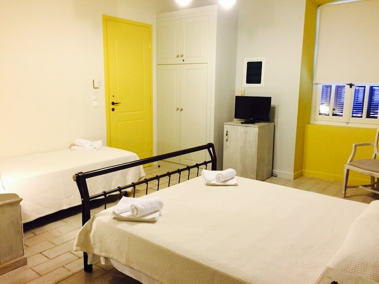 Arethousa Hotel
