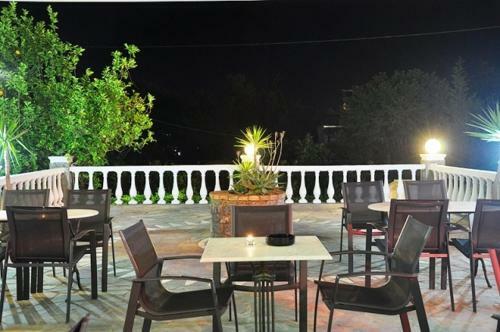 Hotel Pyrros