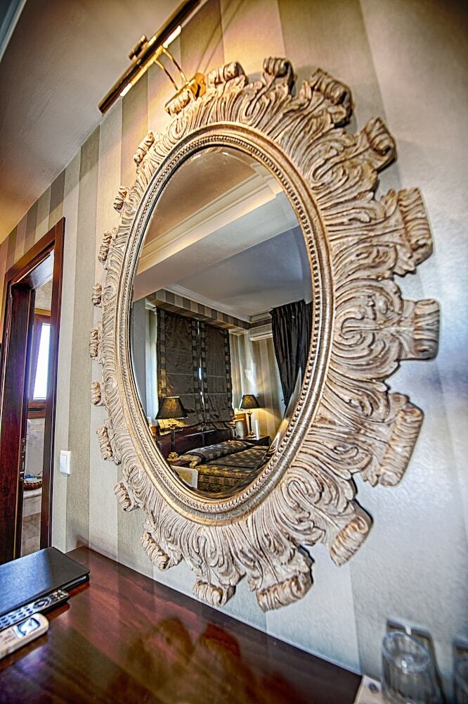 Olympus Mediterranean Boutique Hotel