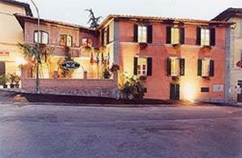 Hotel Villa Piccola Siena