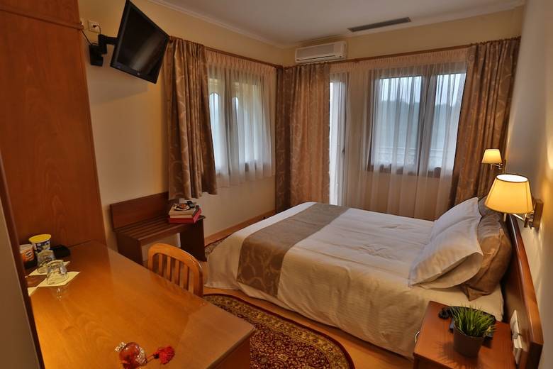 Hotel Xenios Dias