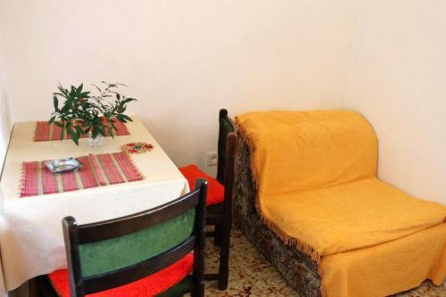 Apartments With A Parking Space Mirca (brac) - 2843