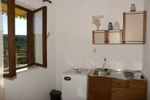 Apartments With A Parking Space Mirca (brac) - 2843