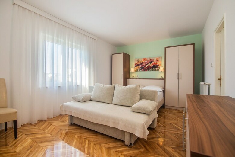 Apartments And Rooms Nada