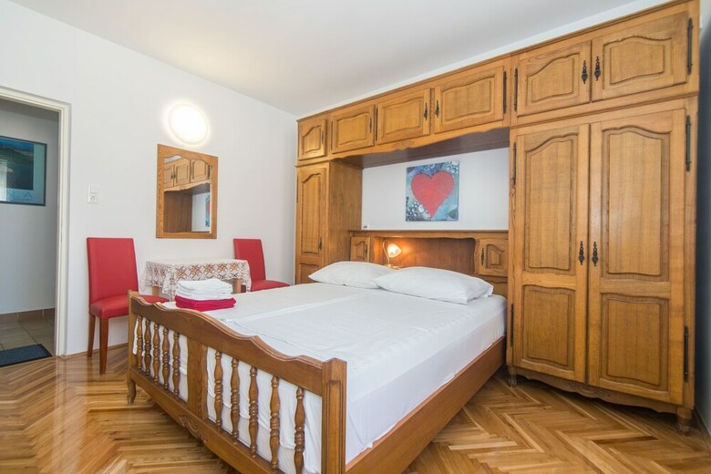Apartments And Rooms Nada