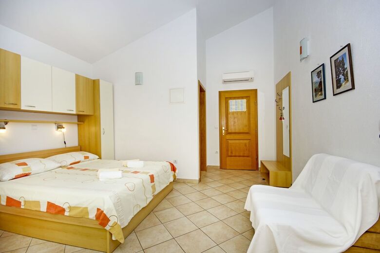 Apartments Slobodanka