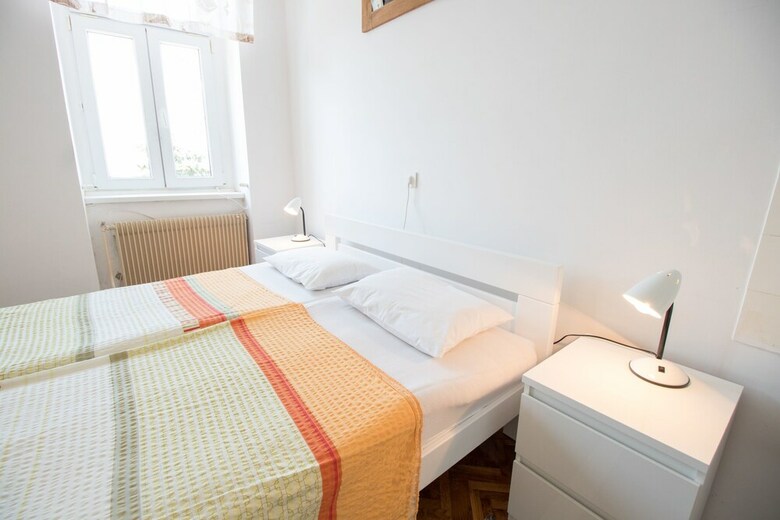 Apartments Josip