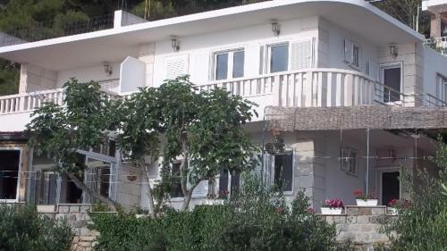Apartments Kalaj?i?