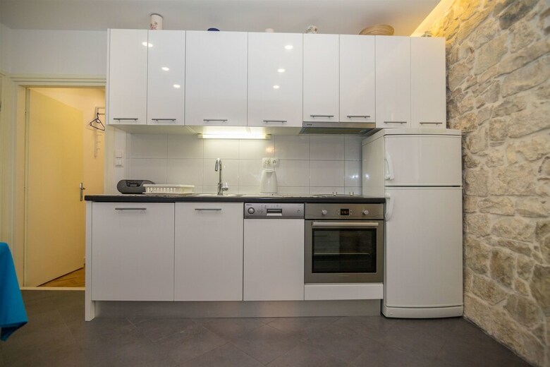 Apartment Petar