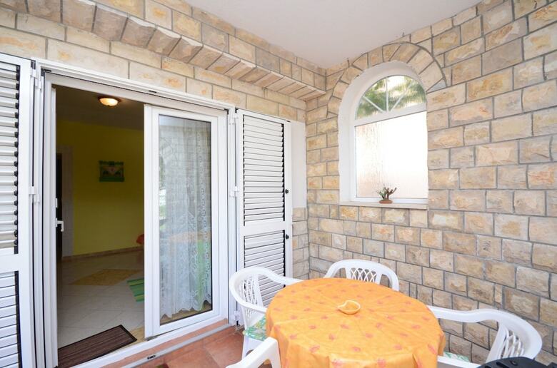 Apartments And Room Vi�nja
