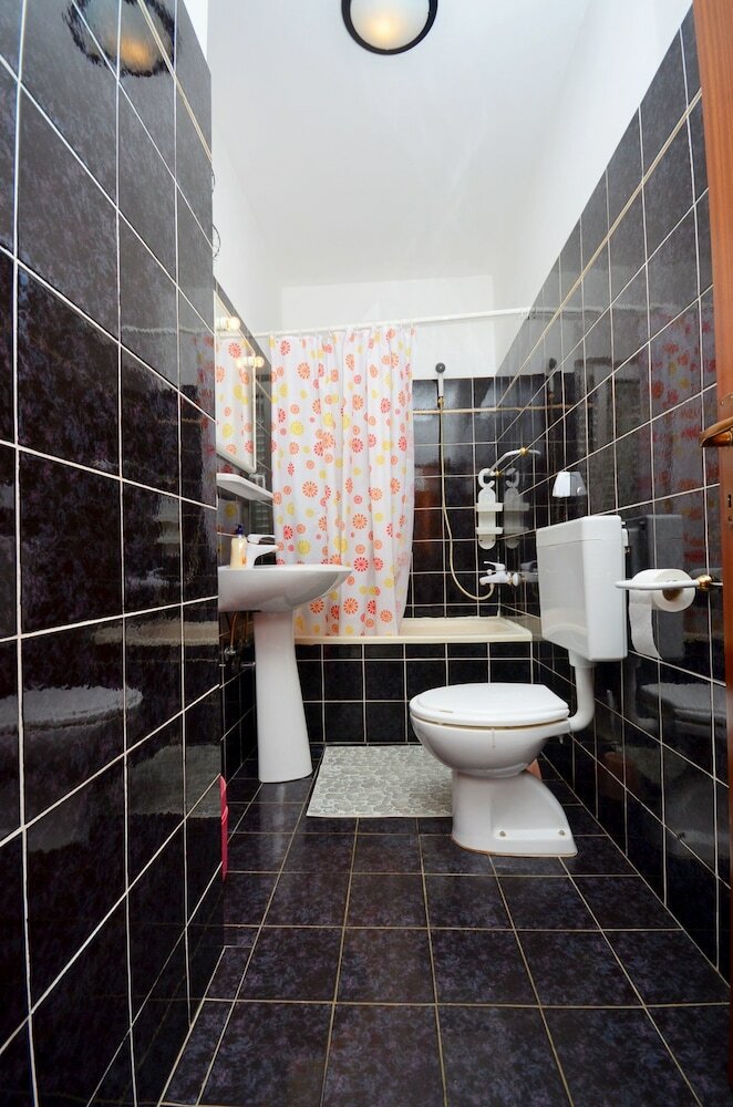 Apartments And Room Vi�nja