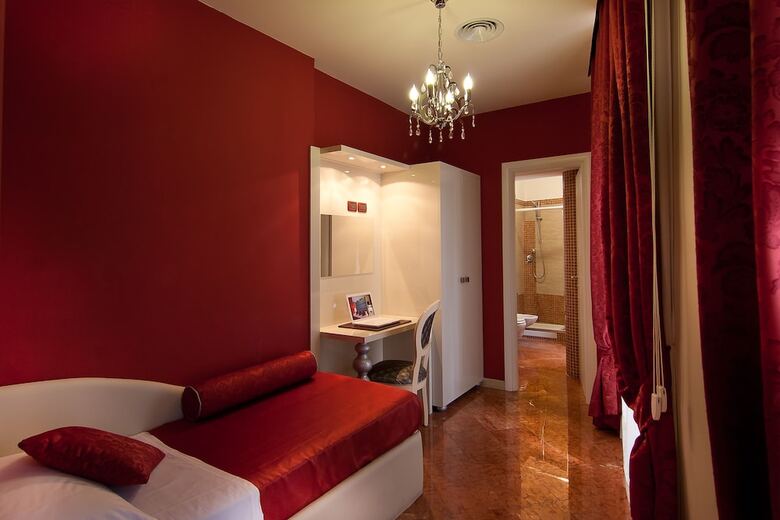 Hotel Fellini