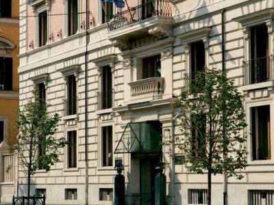Hotel Rose Garden Palace