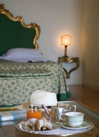 Hotel Punta Regina